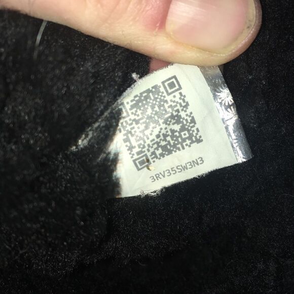 Uggs shearling lined boots with bows in the back - Picture 4 of 7